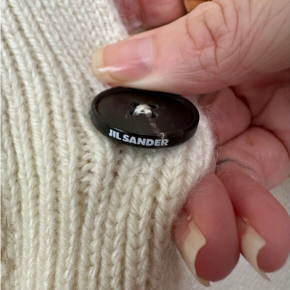 Jil Sander Cream V-Neck Button Long Sleeve Knit Sweater 40 / 8 - Picture 10 of 16